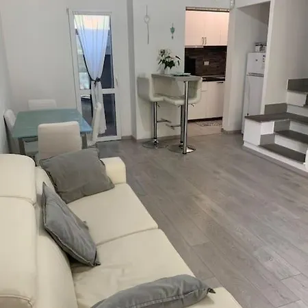 Holiday home Casa Levante Fregene, Mare E Relax Vicino Roma *
